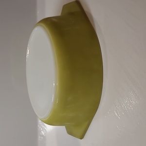 Vintage Pyrex avocado green color Casserole dish no lid